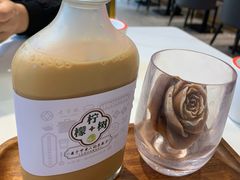 冠军玫瑰冰奶茶-柠檬树茶餐厅(海雅缤纷城店)
