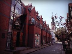 -钟书阁(松江泰晤士小镇店)