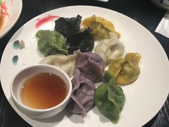 五味海鲜水饺拼盘-东莱馋房(陆家嘴店)