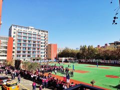 -上海市工商外国语学校