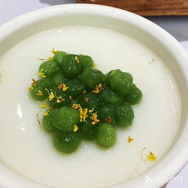 好好彩啫啫煲，上海偶遇顺德干蒸菜!