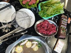 -牛一煲美食(江高店)