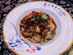 -蘑菇私房菜小馆(杨家坪西城天街店)