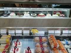 -85度C(生甜甜圈研究工坊·上海平凉店)