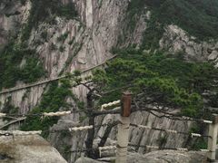 -罗田薄刀峰风景区