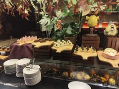 -唐拉雅秀酒店-西锦汇空中BBQ·思创餐厅