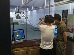 -都市枪神实弹射击俱乐部