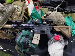 -兵魂·室内真人CS枪战俱乐部·团建·军事轰趴馆