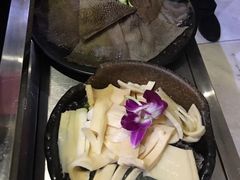-哥老官重庆美蛙鱼头(宝山龙湖店)