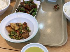 -老乡鸡(西岸凤巢店)