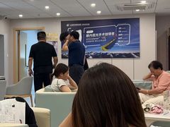 -上海大学附属上海和平眼科医院