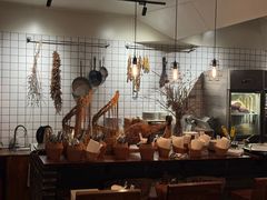 -羽深肉铺 Steak & Wine