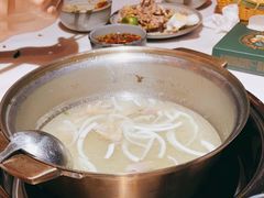 -喃喃椰·糟粕醋·椰子鸡火锅(七堡花园店)