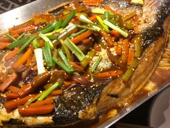 -鸣记脆皮烤鱼·海鲜烤鱼(亿合城店)