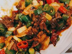 -德彪酒馆围炉串串