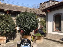 -七贤国际青年旅舍(西七路分店)