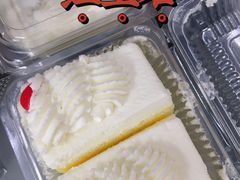 -红宝石·鲜奶小方·海派西点房(南丹店)