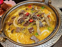 -古都历食南京菜·烤鸭·鸭血粉丝·汤包(南京博物院店)