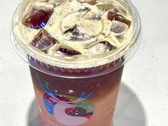 火烈鸟冰萃咖啡-瑞幸咖啡(温江新光天地写字楼店)