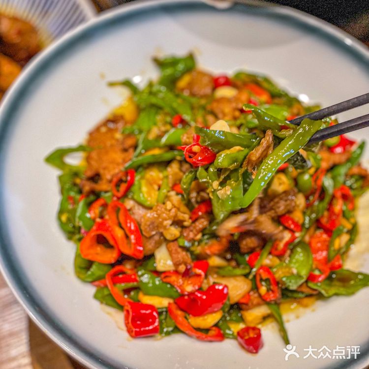杭州Zui正宗衢州菜❗️被这家衢州菜辣哭了[流泪]