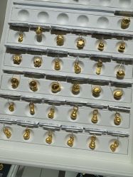 -周大福CHOW TAI FOOK(浦东八佰伴店)