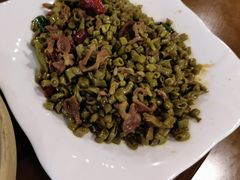 -老唐三下锅 ·张家界地标美食(溪布街店)