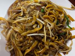 -雄伟美食(高沙中街店)