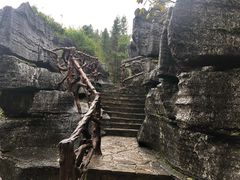 -梭布垭石林景区