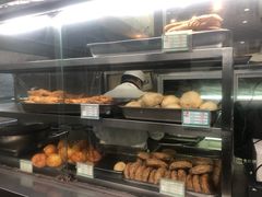面包甜点陈列柜-护国寺小吃(新街口店)