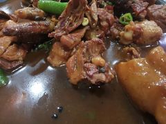 -八两八金·莱芜特色炒鸡(市南漳浦路店)