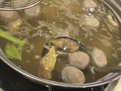原味湯底加牛雜牛肉丸-联胜潮汕牛肉火锅(东苑南路店)