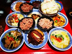 -蓝田九大碗民俗食府(蓝田店)