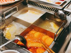 -海底捞火锅鲜切牛肉主题店(长寿路店)