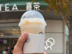 -喜茶(迪士尼小镇·平行宇宙店)