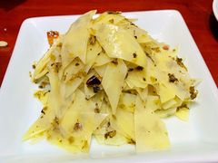 -窄巷子陕菜馆·地道陕西菜(粉巷店)