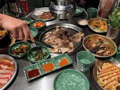 -欧巴炭烤肉오빠숯불구이(南京东路店)