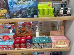 -新华传媒教材书店(中山南二路)