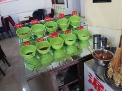 自助调料区-武记碳锅鱼大盘鸡(杜岭街店)