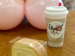 -爱丽优甜ellyelly