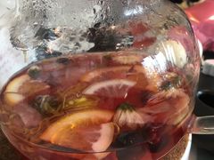 缤纷莓果茶-蜜桃花开·中西融合菜E&W(南长街店)