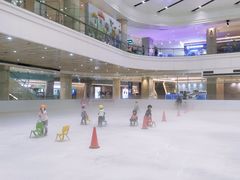 -陈露国际冰上中心(天津嘉里汇店)