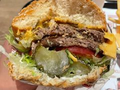 -The Habit Burger Grill 哈比特汉堡(复兴soho店)