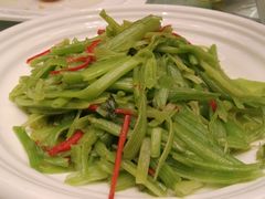 -泓历皇朝酒店(东亭店)