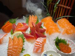 秒懂三文鱼-文三酒肆自助放题(新街口友谊广场店)