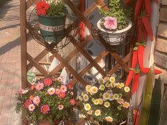 -Rabbit Cafe私房西餐甜点咖啡(栖霞路店)