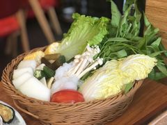 -樾餐厅泰式海鲜火锅(民歌湖店)