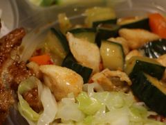 -同济大学本部学苑饮食广场