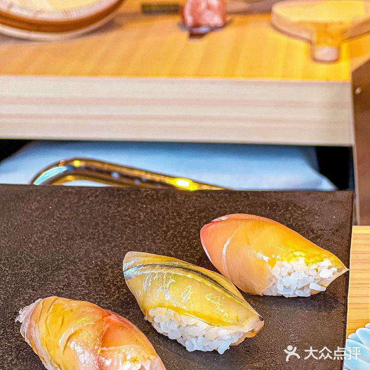 在北京‼️性价比🆙的omakase，有温度的寿司店🍣