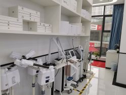 -蕾特恩专业祛痘·皮肤管理