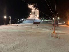 -丝绸之路山地度假区滑雪场